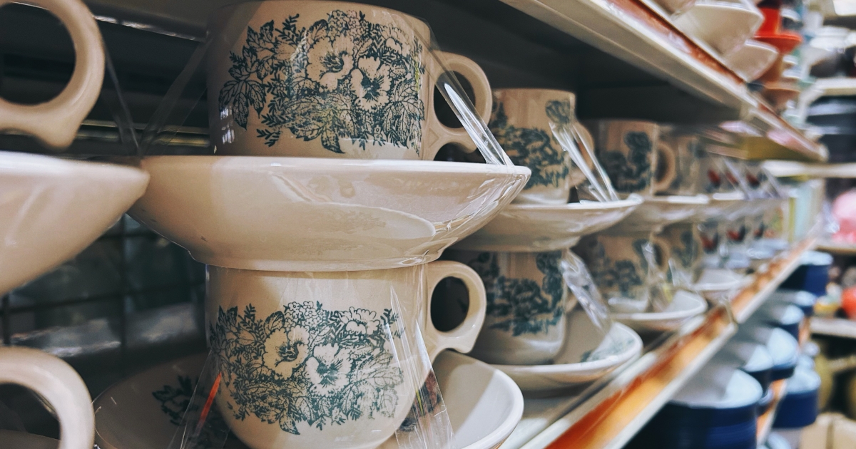 天下有心人，相逢于茶室——南洋大红花杯